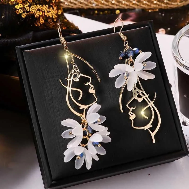 Vintage Red Rose Drop Earrings Rhinestone Flower Dangle Earrings for Women